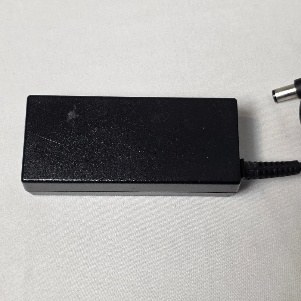 HP AC Power Adapter 65W 18.5V 3.5A PPP009A 608425-004 OEM Charger Black